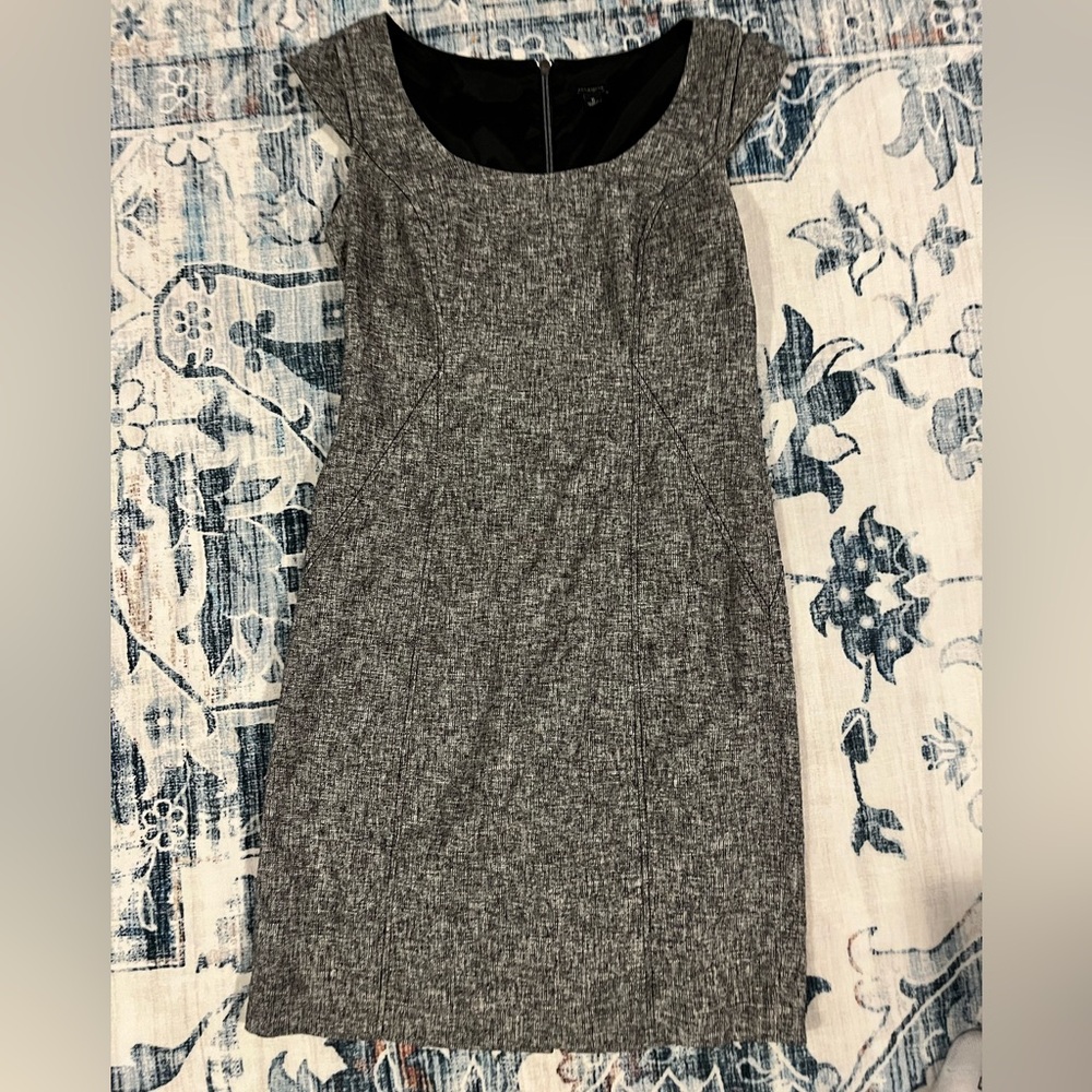 Ann Taylor Women Dress Gray Poly Blend Short Cap Sleeve Sheath Lined Size 6